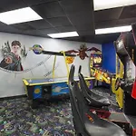 Universal Studios. Amazing 2 Bedroom Apartment!