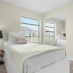 Modern Cozy 2Br Condo Near Disney