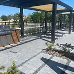 3 Bedrooms- 3 Bathrooms The Hub 3361 Tt
