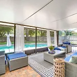 Luxe Orlando Home With Grill And Fenced Yard!