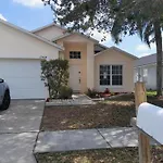 Three-Bedroom House In Clear Creek
