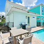 Sandy Toes Cottage With Private Pool Near Disney And Margaritaville Resort Access - 8032St