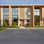 3063 - Vila Luxuosa Com 4 Quartos E 4.5 Banheiros Perto Da Disney Com Acesso Ao Resort