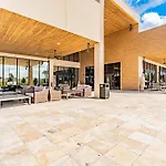 Private Hot Tub Bbq Grill At Magic Village Views