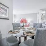 Luxury ! Vista Cay Lake View Joy - Next To Pool Near Parks & Occc