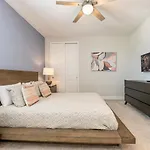 Dashing 6 Bdrm Villa With Games Room At Encore