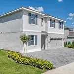 Modern 8 Bdrm Home With Game Room In Encore