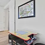 Sun-Filled 6 Bdrm Home With Game Room At Encore
