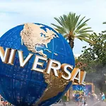 King Bed Theme Park Hotel Free Shuttle Included
