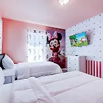 15976 Spacious & Charming Family Getaway