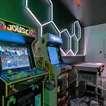 Super Homey- 8Bdr - Ps5 Arcades Poker Loft