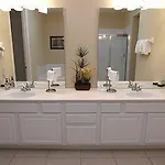 Luxurious Condos Near Universal By Cnd Holiday Homes
