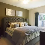 Beautiful Townhome At West Lucaya Wl8988