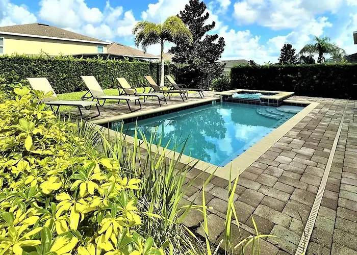 Deluxe Stay W Pool Spa Game Room Bbq Grill