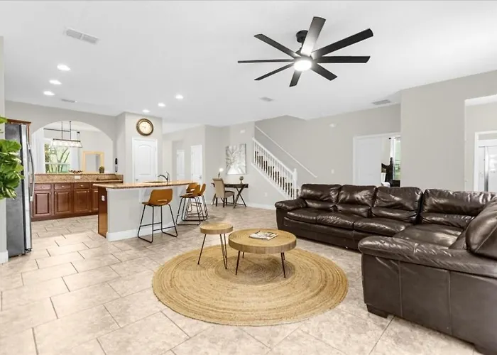 6 Bedrooms - 5,5 Bathrooms - Solterra 4193 Od