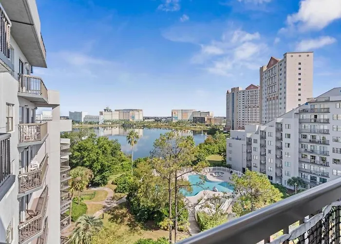 6165 Cozy Condo 3 Min Universal