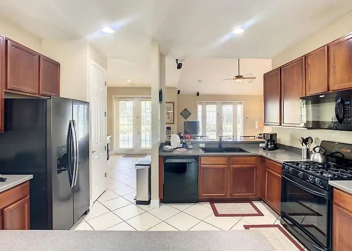 Top Villas - Formosa Gardens 553