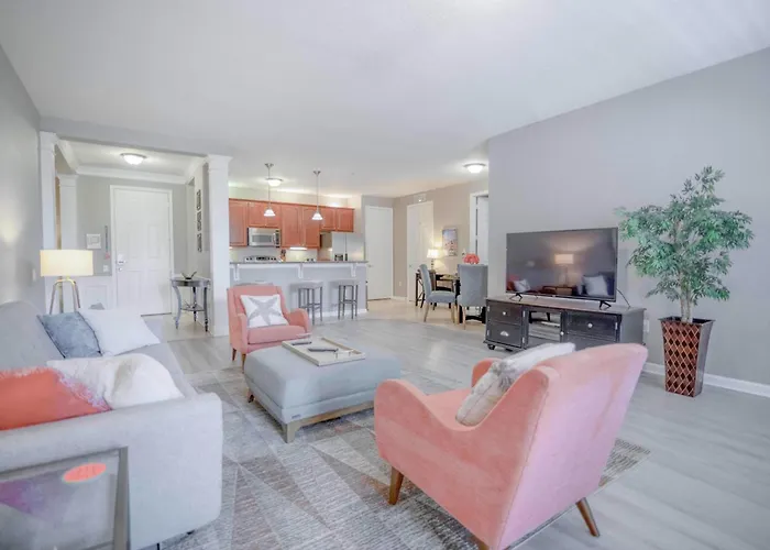 Luxury ! Vista Cay Lake View Joy - Next To Pool Near Parks & Occc