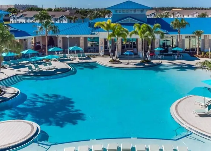 Luxurious Windsor Cay Retreat With Theater & Pool