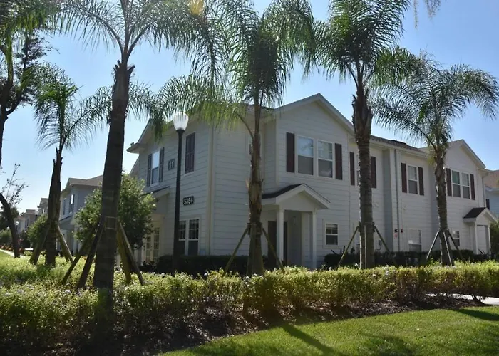 Villa Aventura - Lucaya Village