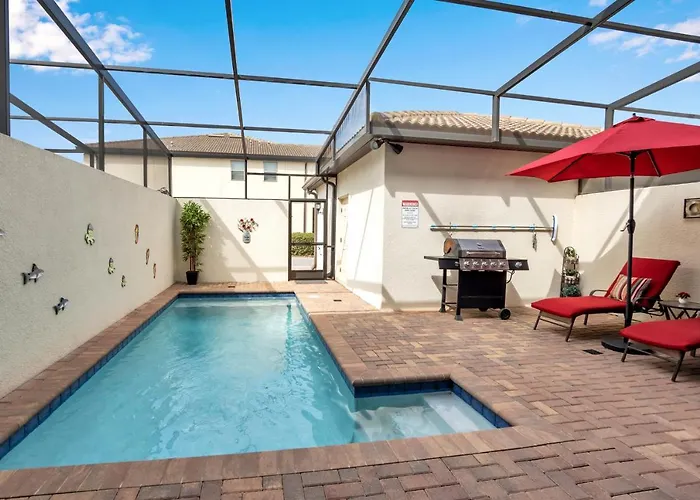 5-Bedroom Home With Private Pool -15 Mins From Disney-