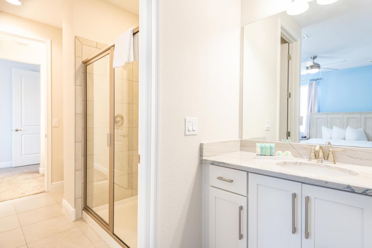 Vibrant With Pool Table & Amenities Near By Rentyl - 7707g * Orlando
