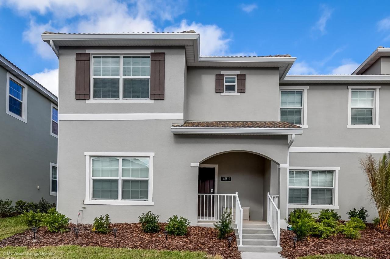 Holiday home 4811ll