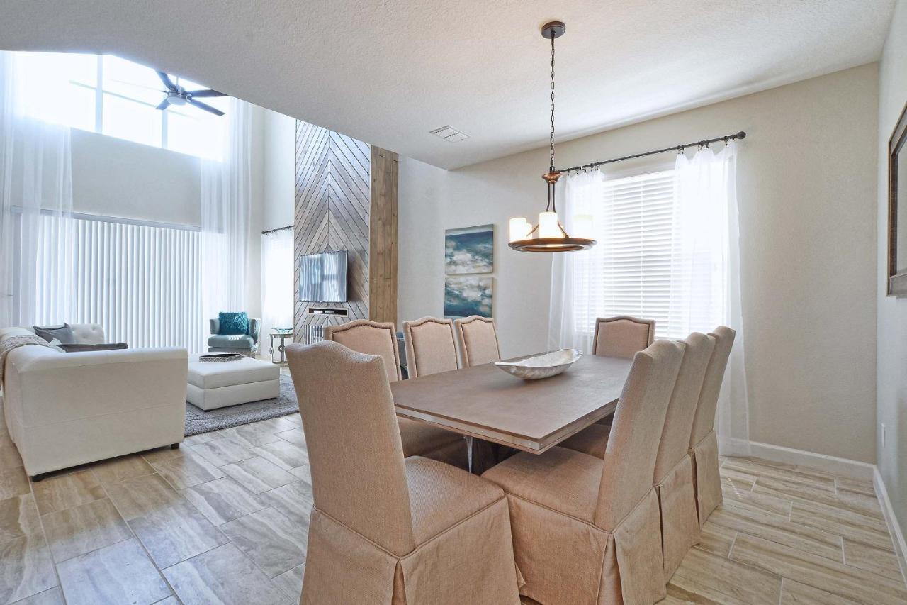 Storey Lake-5 Bedrooms W/pool-1650st Orlando
