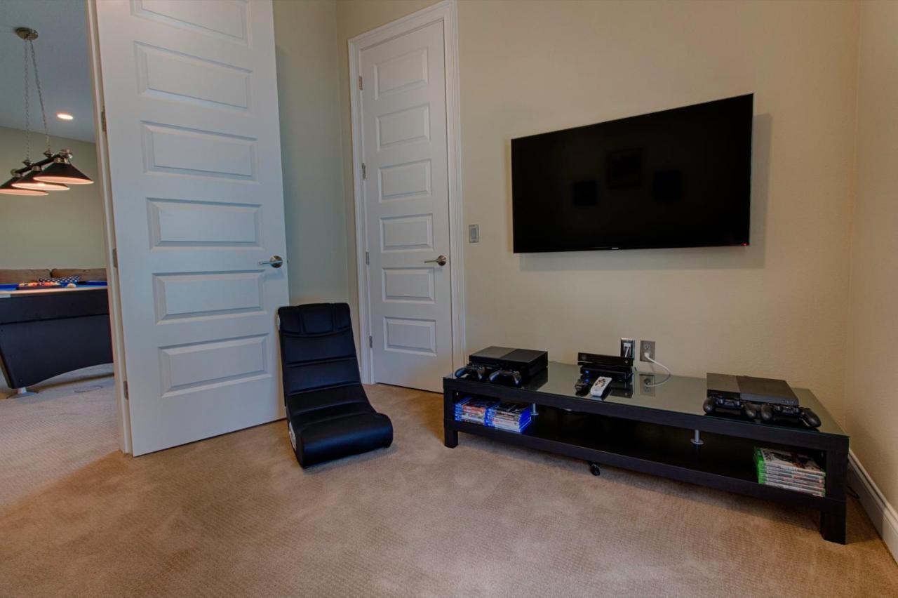 Holiday home Mickey's Atlantis: Luxury Disney-area Mansion With Pool, Hot Tub & Entertainment *