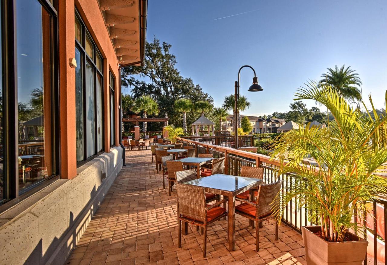 Vibrant Townhome With Patio, 3 Mi To Disney! Holiday home Orlando