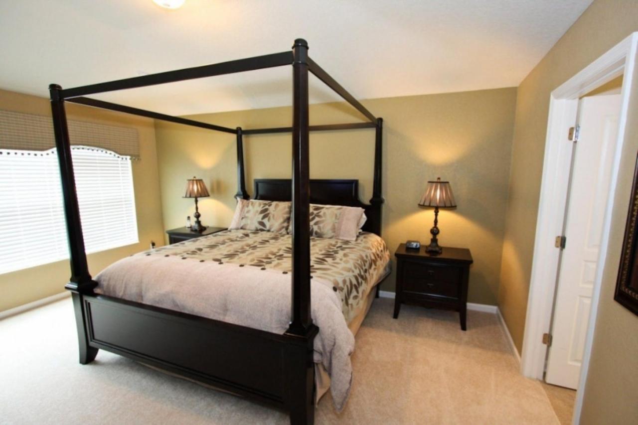Stunning 6 Bedroom 4 Bath Villa With Private South Facing Pool * Orlando
