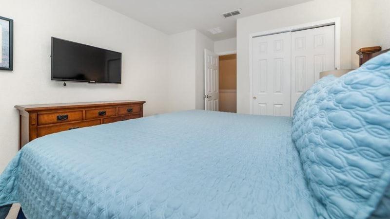 5 Bedroom 5 Bath Pool In Windsor Hills Near Holiday home *