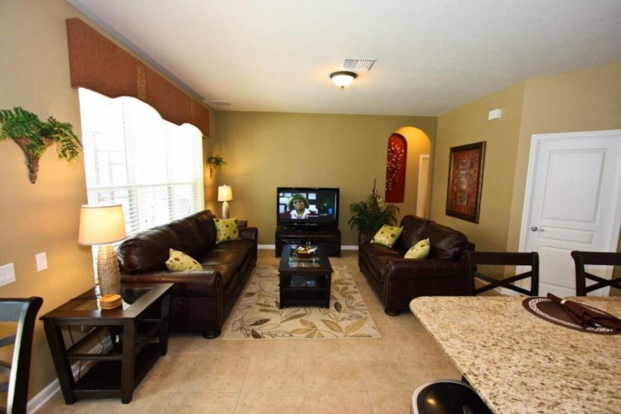 Stunning 6 Bedroom 4 Bath Villa With Private South Facing Pool * Orlando