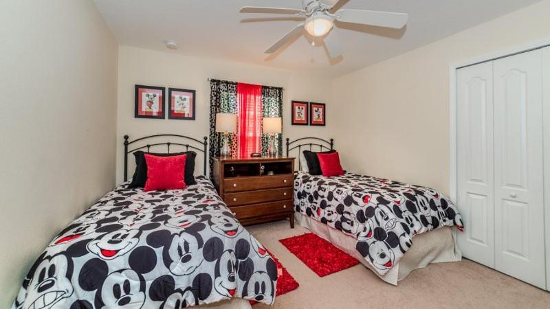 Holiday home Gorgeous 5 Bed 4 Bath Townhome With Splash Pool In Paradise Palms Orlando