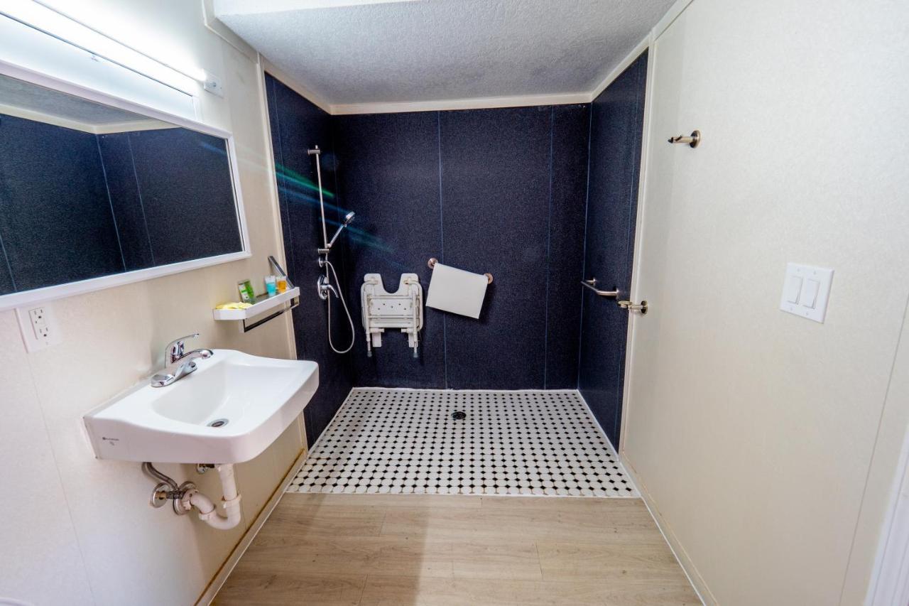 Travelodge By Wyndham Orlando At Heart Of International Drive 2*