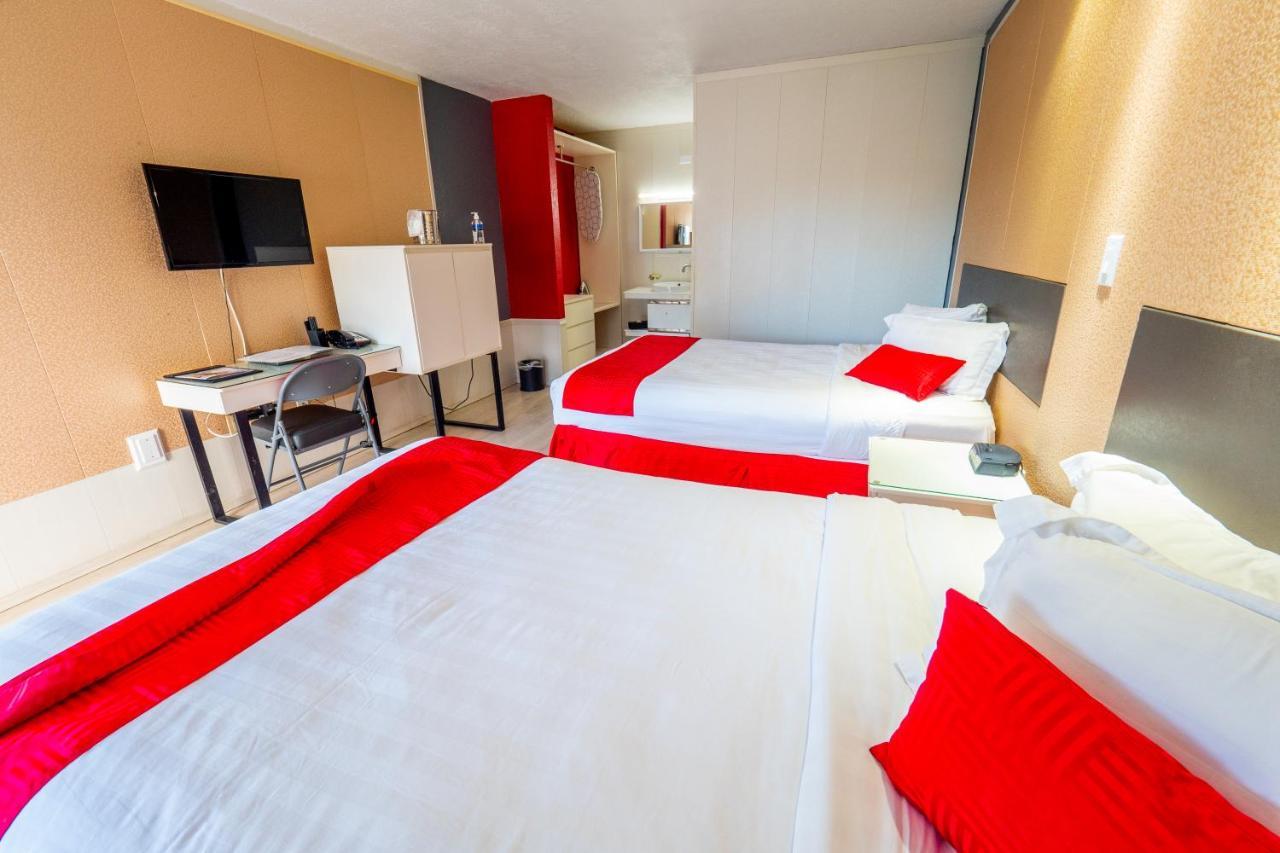 Travelodge By Wyndham Orlando At Heart Of International Drive Motel Orlando