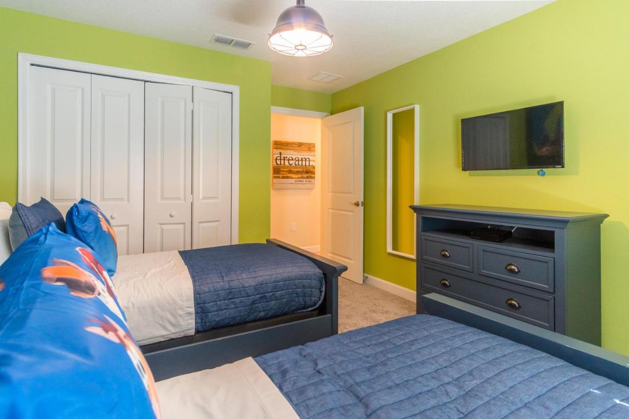 *toy Story Bedroom* At Storey By Fidelity Id:264375 Holiday home Orlando