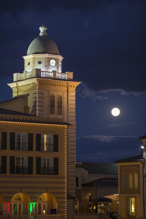 Resort Universal's Loews Portofino Bay
