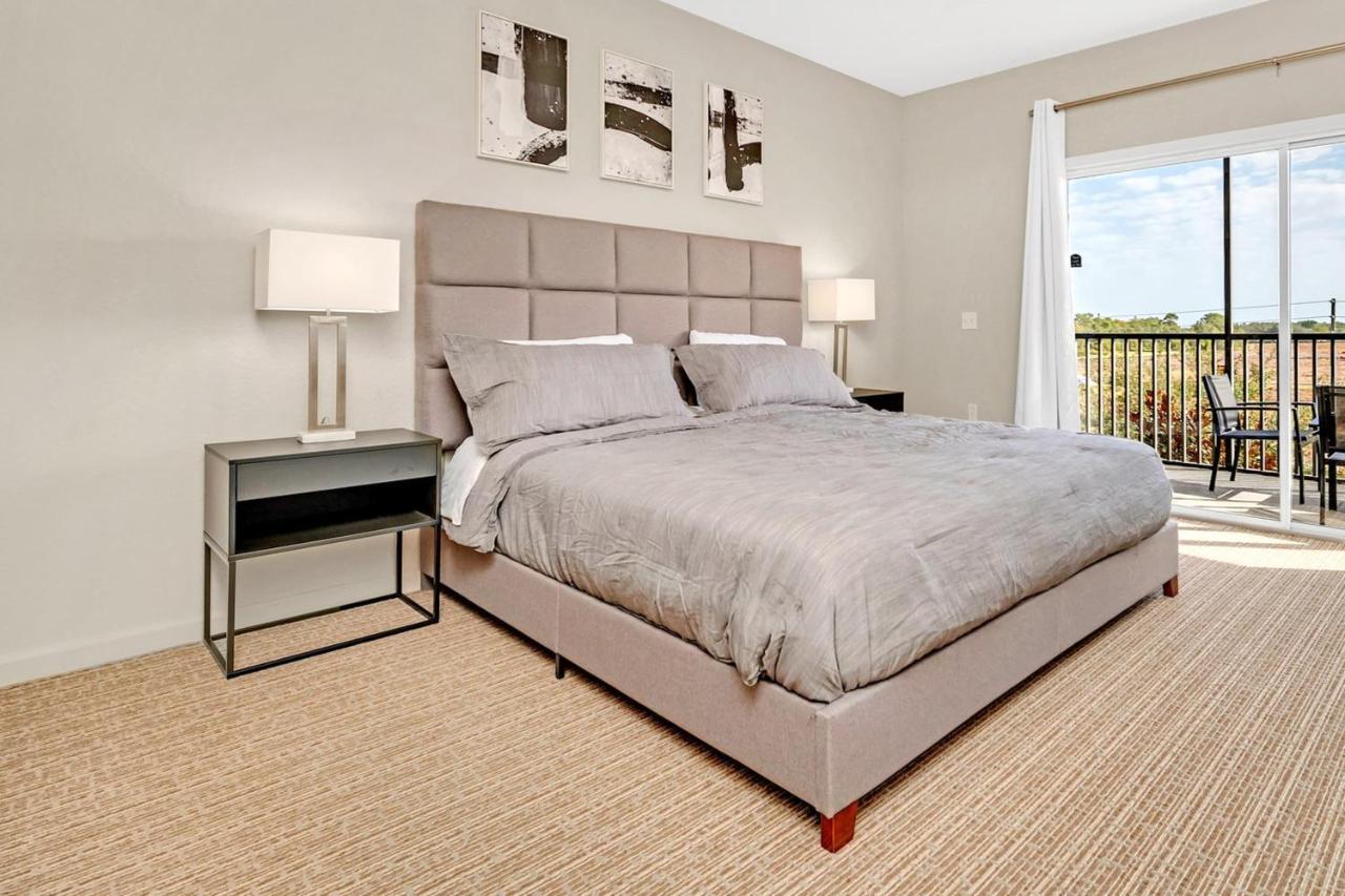 Bright & Spacious 2br With Pool & Hot Tub, Near Disney! Orlando