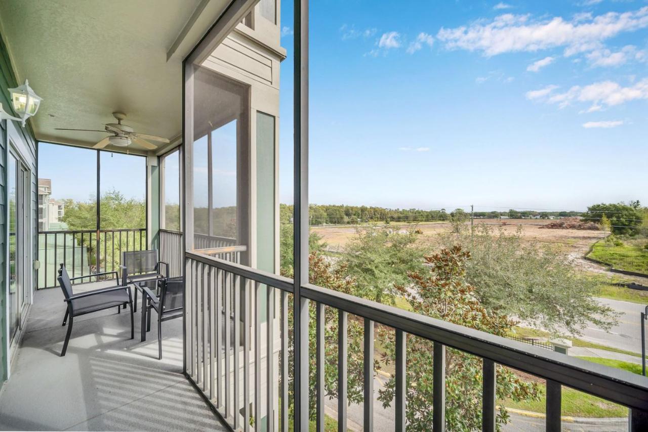 Bright & Spacious 2br With Pool & Hot Tub, Near Disney! Apartment Orlando