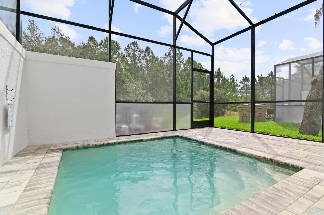 New Modern & Spacious Townhouse Near - 4br And 3fb Holiday home *