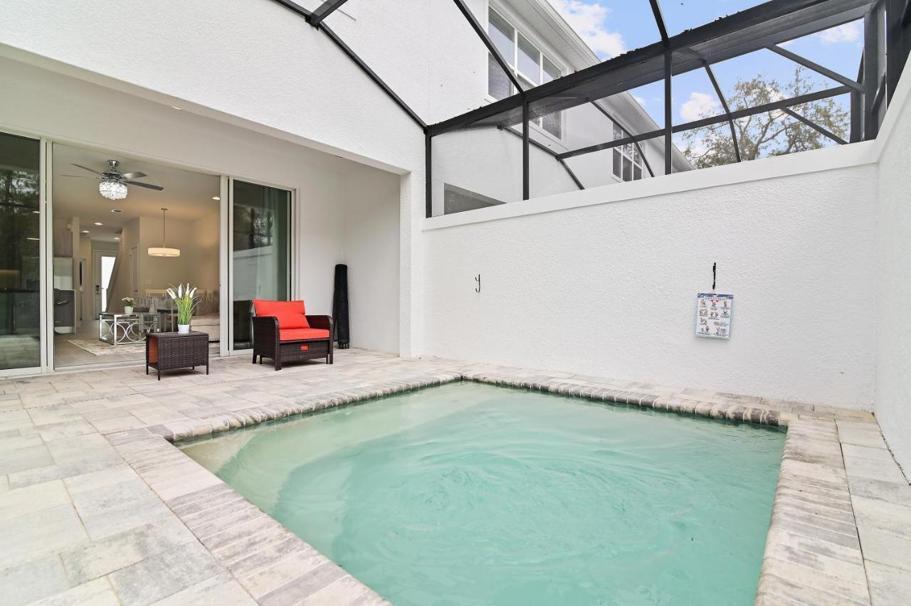 Holiday home New Modern & Spacious Townhouse Near - 4br And 3fb Orlando