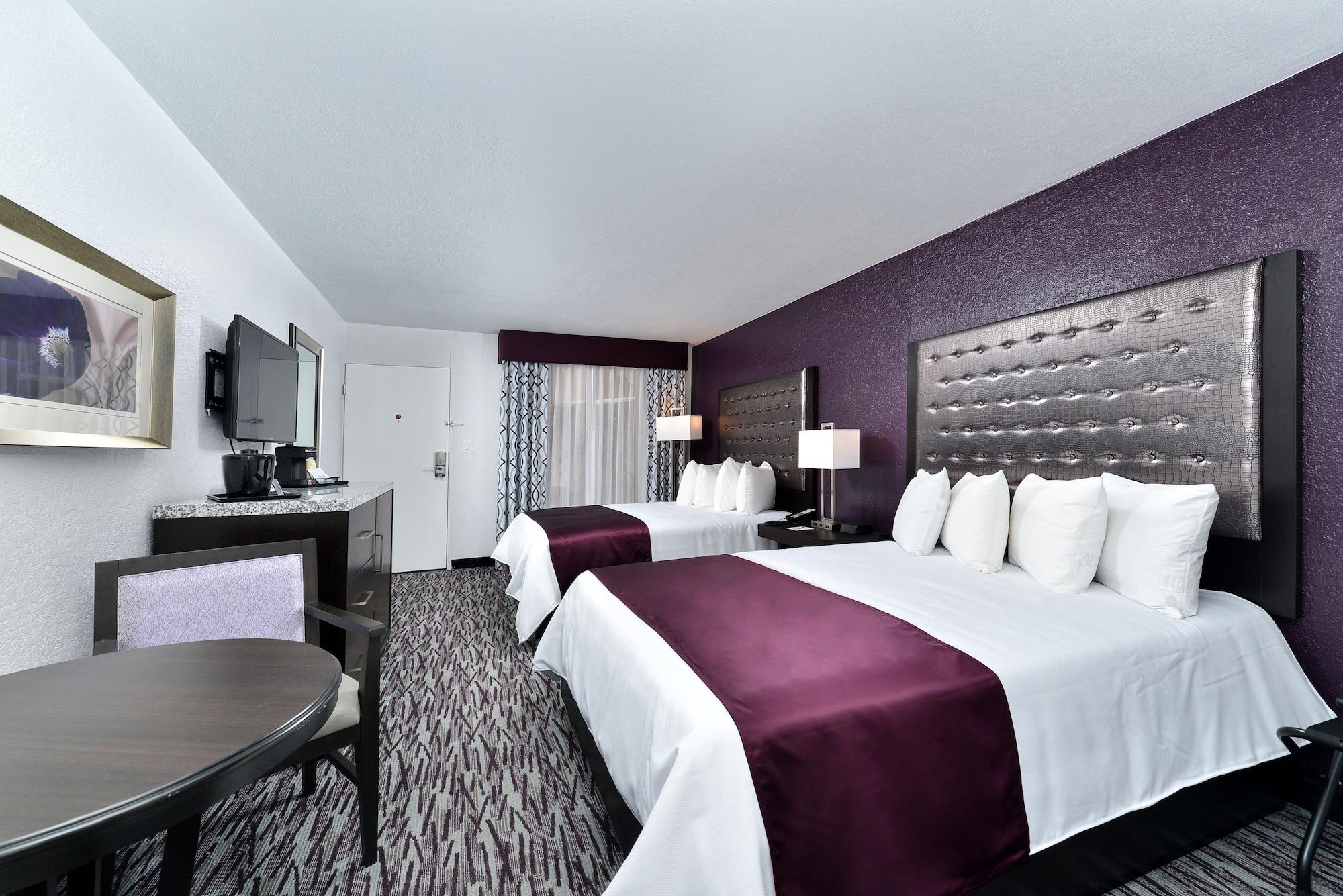 Clarion & Across From Universal Orlando