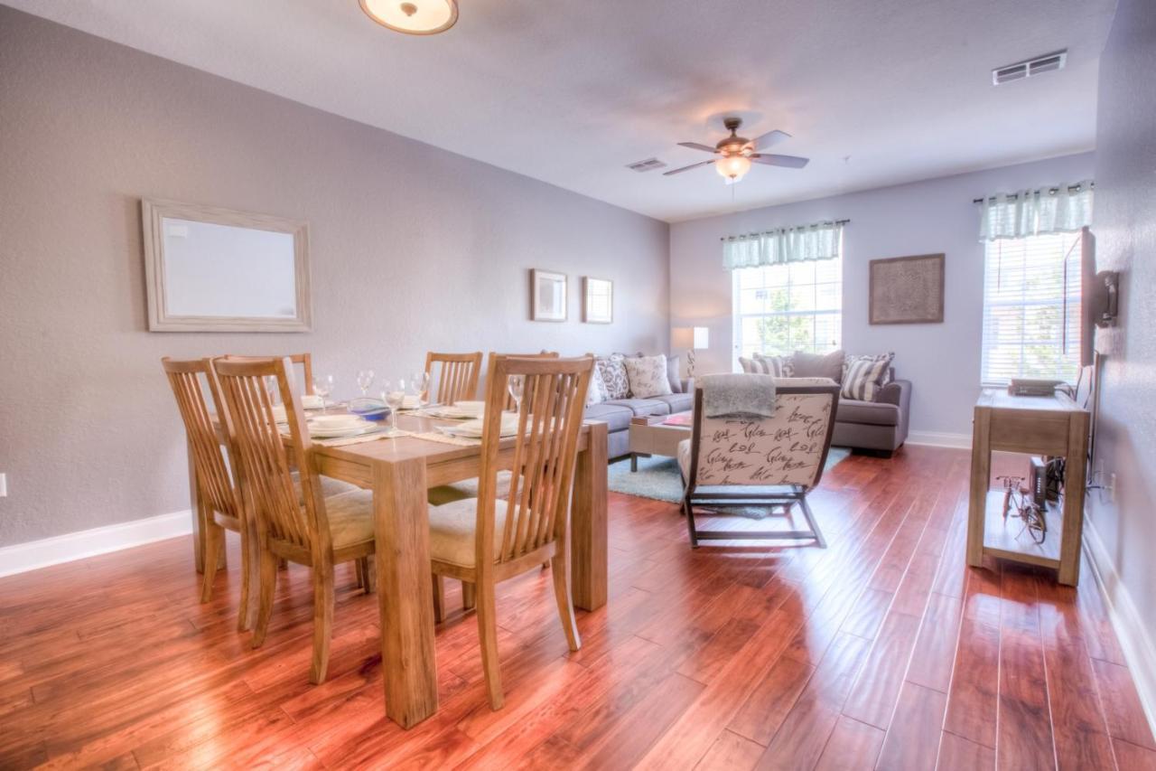 3-story Townhome W Live-in Luxury At Vista Cay Holiday home *