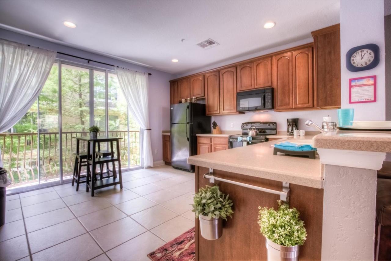 3-story Townhome W Live-in Luxury At Vista Cay Holiday home *