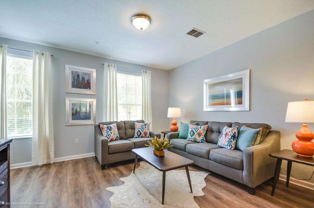 Newly Updated Condo, Minutes To Disneyuniversal Holiday home