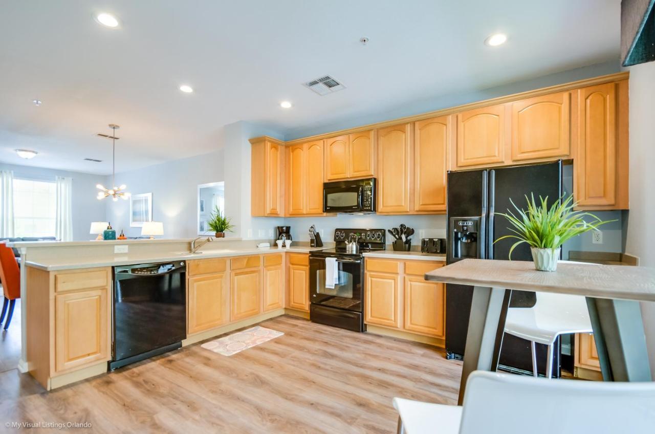 Newly Updated Condo, Minutes To Disneyuniversal Holiday home Orlando