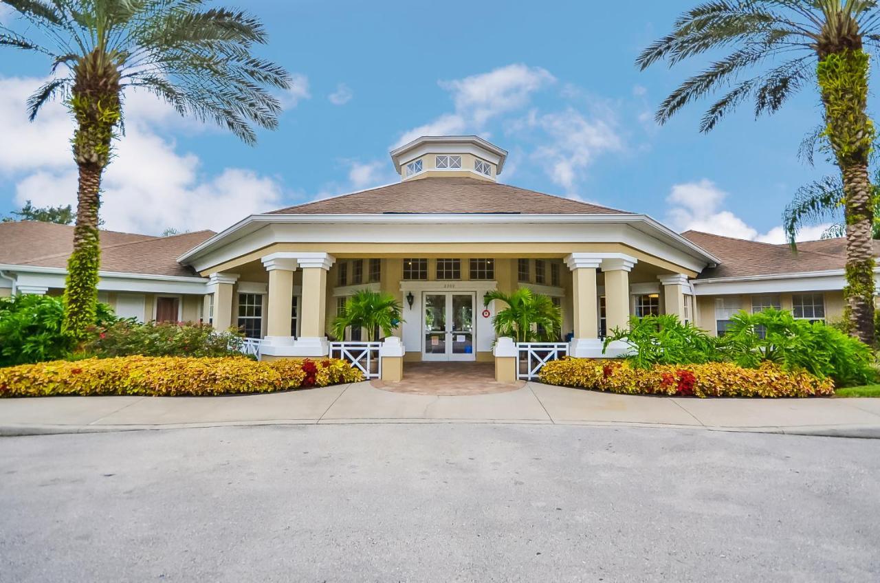 Luxurious Pool In Windsor Palms Holiday home Orlando