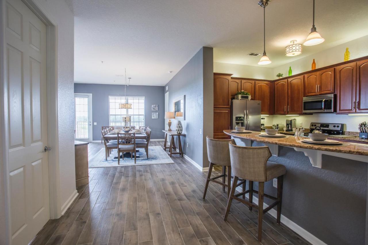 Apartment Amazing Lakeview W Free Access *