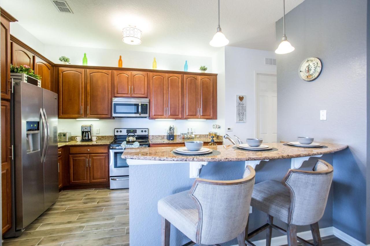 Amazing Lakeview W Free Access
